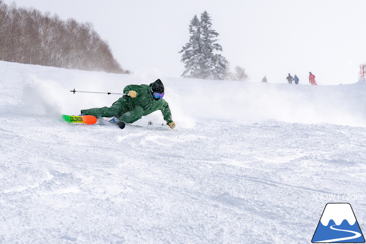 最高に気持ちの良いキロロの雪を滑る！北海道発 スキー・アウトドア専門店『パドルクラブ』のスタッフたちの休日。【ゲレンデパウダー編】in キロロリゾート